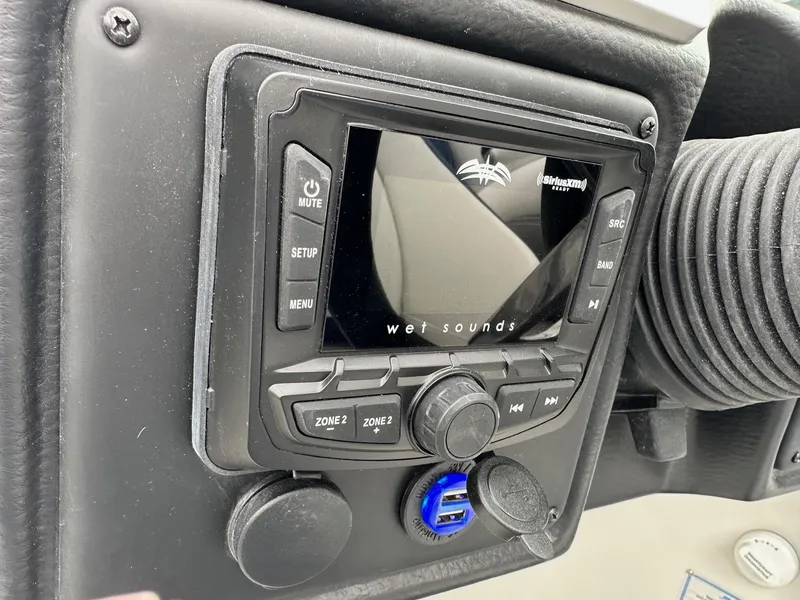 Slide: The Image of Crownline Boats SS Series 270 SS 2025 - 32