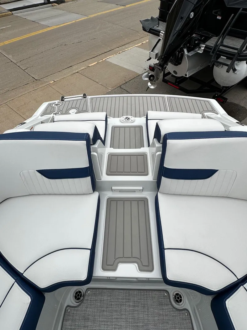 Slide: The Image of Crownline Boats SS Series 270 SS 2025 - 36