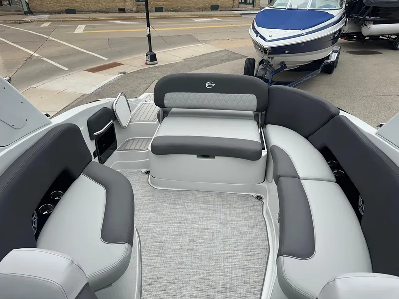 Slide: The Image of Crownline Boats SS Series 290 SS 2025 - 30