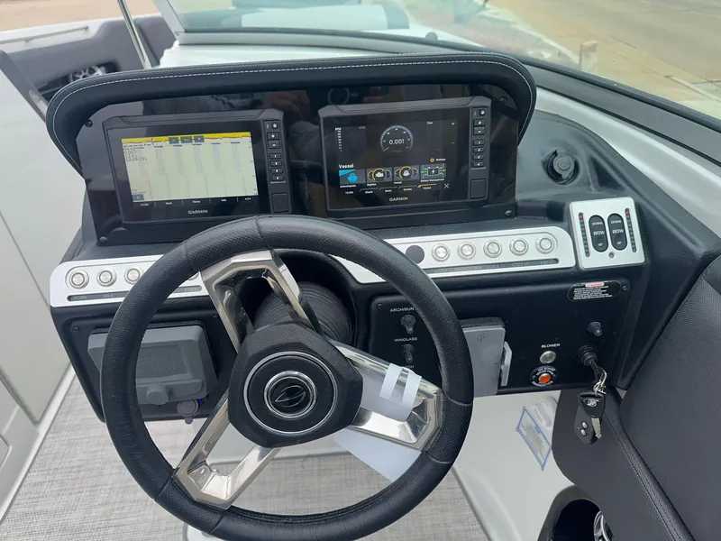 Slide: The Image of Crownline Boats SS Series 290 SS 2025 - 32