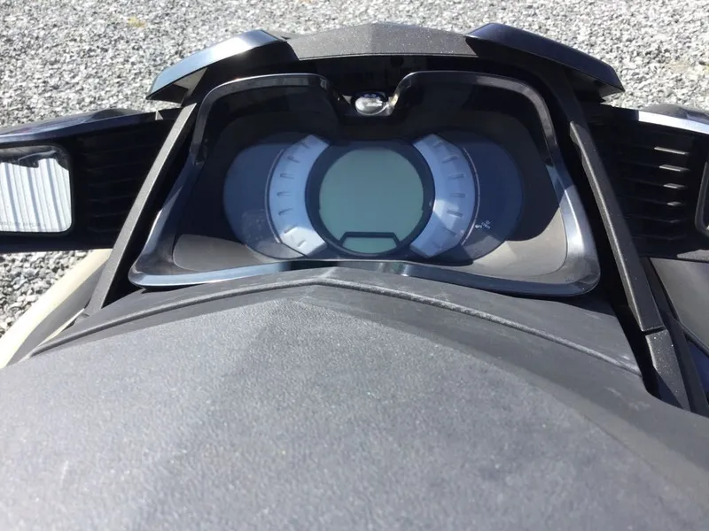 Slide: The Image of Sea-Doo GTX 155 2017 - 5