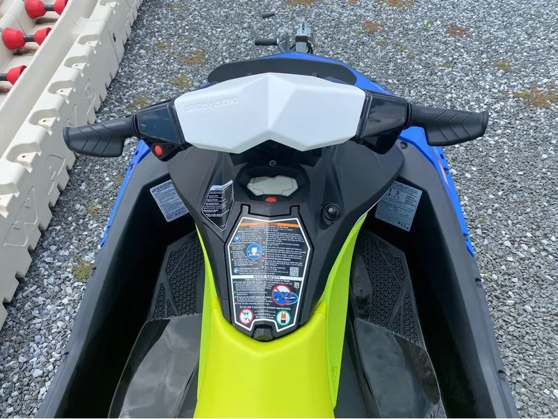 Slide: The Image of Sea-Doo SPARK 3 UP 90 With iBR 2021 - 5