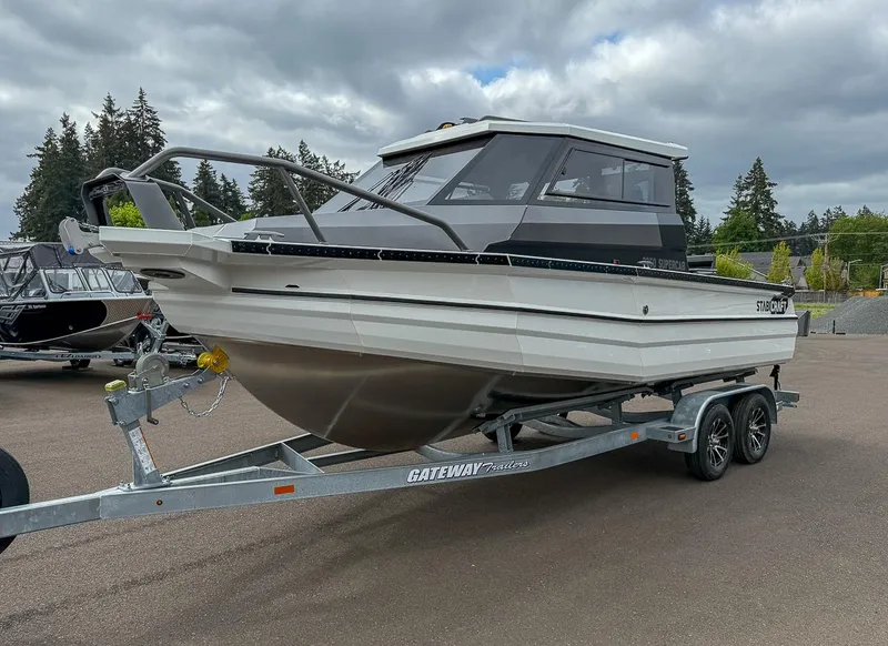 Slide: The Image of Stabi-Craft 2350 Supercab 2025 - 6