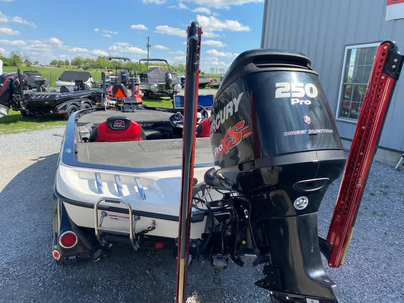Slide: The Image of 2017 Ranger Z520C Comanche boat with Mercury 250 Pro XS engine, parked outdoors. - 8