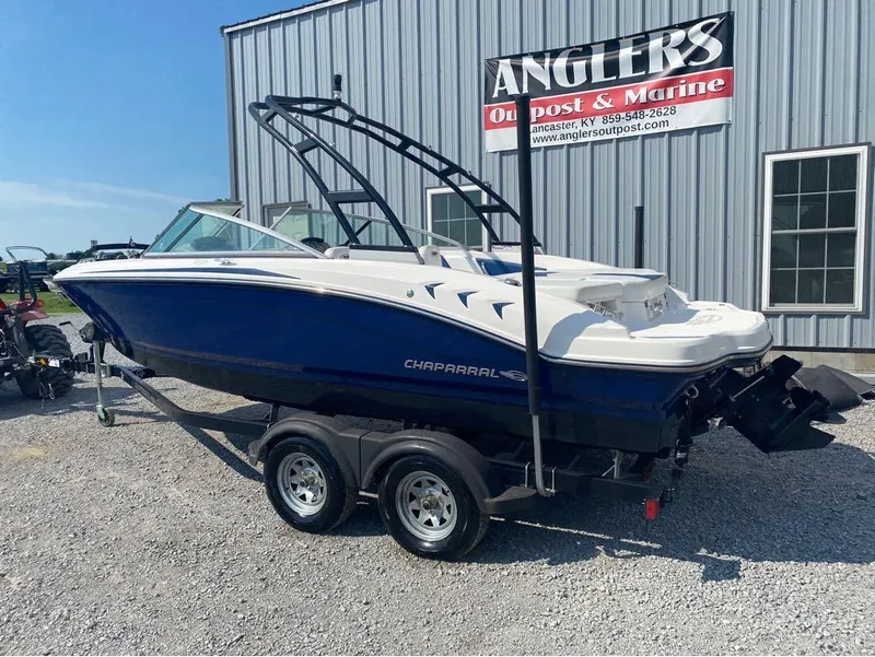 Slide: The Image of 2018 Chaparral 21 H2O Sport boat on trailer at Anglers Outpost & Marine. - 7