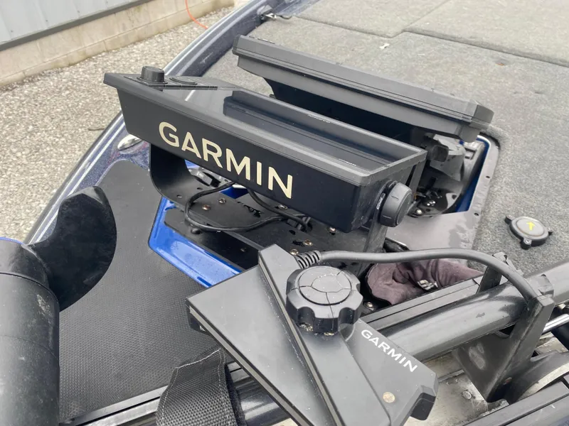 Slide: The Image of Garmin equipment on 2020 Skeeter FXR20 Limited boat, featuring advanced navigation technology. - 5