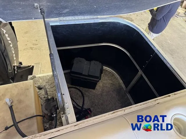 Slide: The Image of 2008 South Bay 20' Cruise Pontoon with Mercury 60HP engine, open storage compartment. - 25