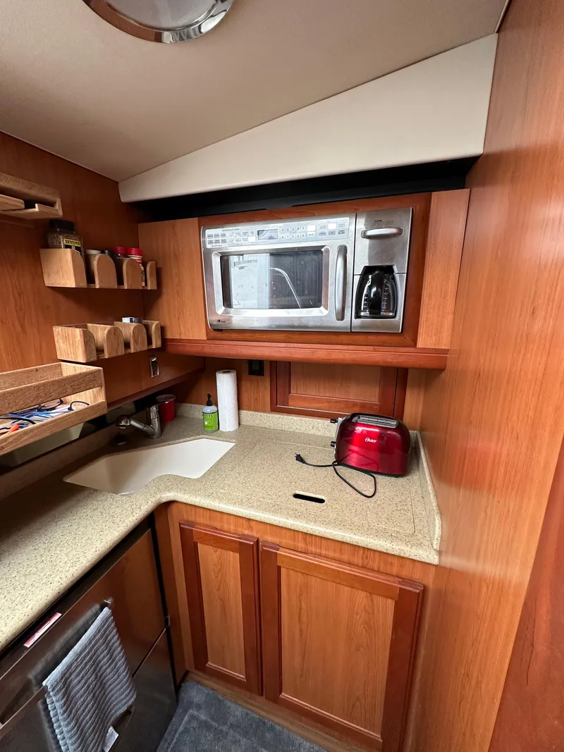 Slide: The Image of Luhrs 41 Express 2007 - 62