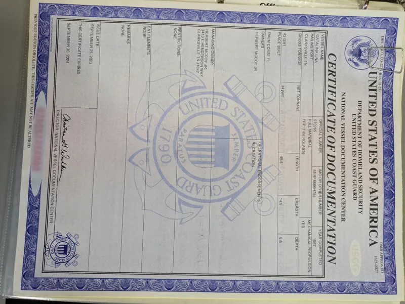 Slide: The Image of Sea Ray 460 Express Cruiser 1988 - 62