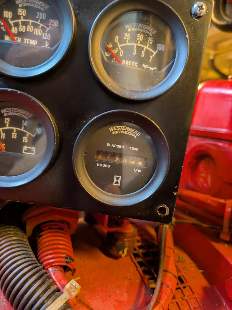 Slide: The Image of Sea Ray 460 Express Cruiser 1988 - 67