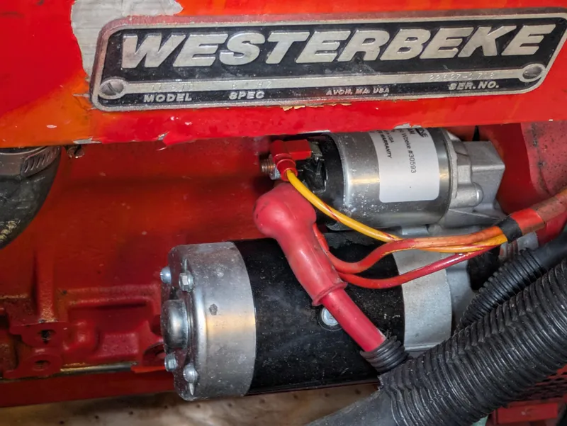 Slide: The Image of Sea Ray 460 Express Cruiser 1988 - 68