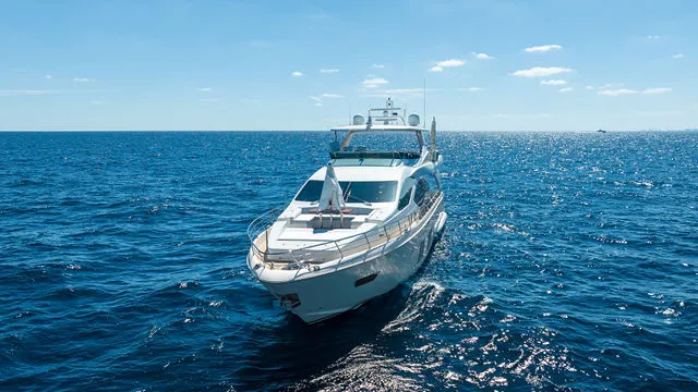 Slide: The Image of Azimut 84 2013 - 87