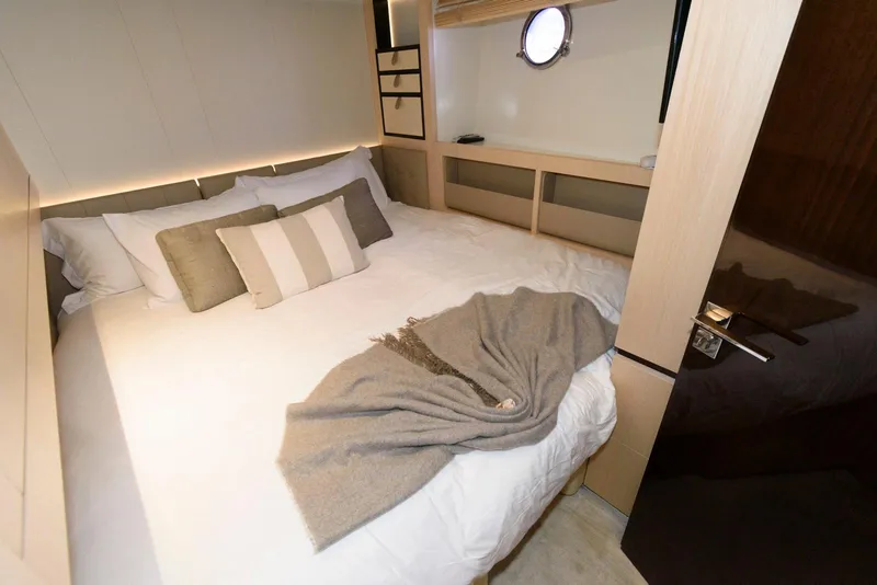 Slide: The Image of Azimut 84 2013 - 66