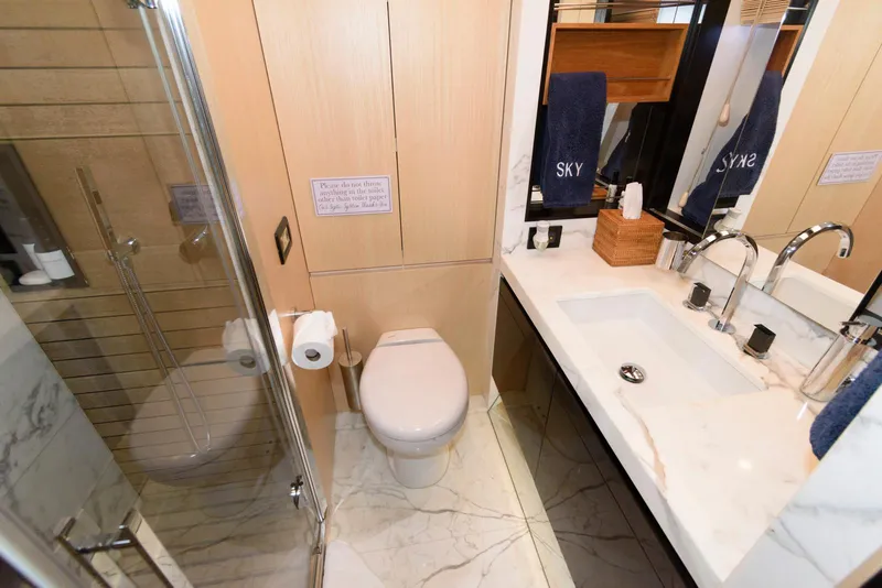 Slide: The Image of Azimut 84 2013 - 70