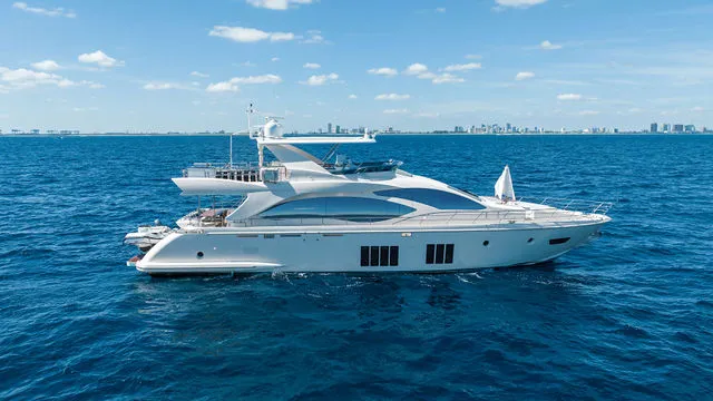 Slide: The Image of Azimut 84 2013 - 83