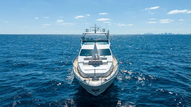Slide: The Image of Azimut 84 2013 - 86