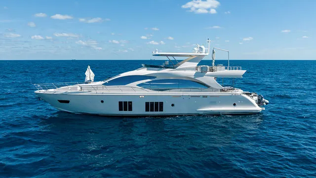 Slide: The Image of Azimut 84 2013 - 89