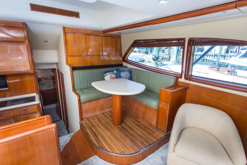 Slide: The Image of Bertram 450 Convertible 2005 - 108