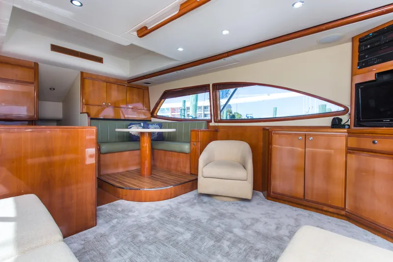 Slide: The Image of Bertram 450 Convertible 2005 - 109