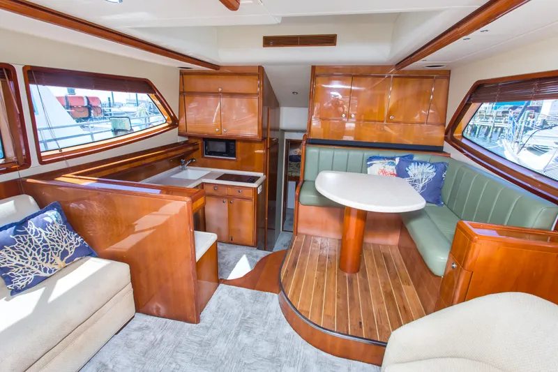 Slide: The Image of Bertram 450 Convertible 2005 - 110