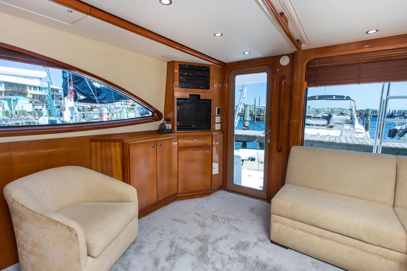 Slide: The Image of Bertram 450 Convertible 2005 - 120