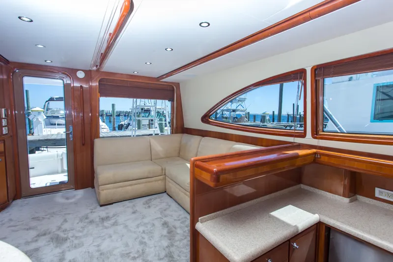 Slide: The Image of Bertram 450 Convertible 2005 - 122