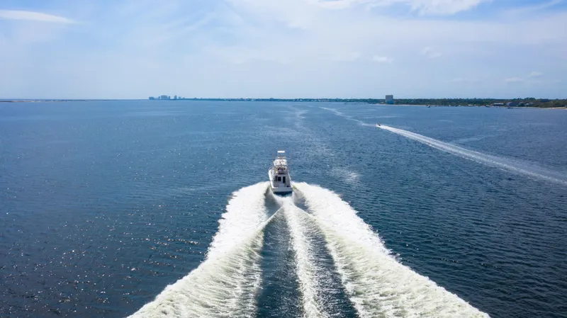 Slide: The Image of Bertram 450 Convertible 2005 - 61