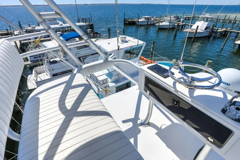 Slide: The Image of Bertram 450 Convertible 2005 - 74