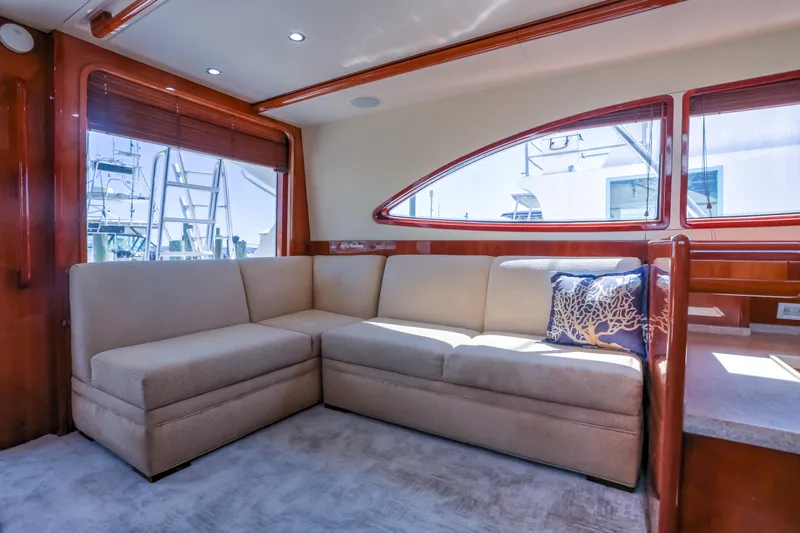 Slide: The Image of Bertram 450 Convertible 2005 - 80