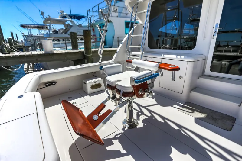 Slide: The Image of Bertram 450 Convertible 2005 - 82