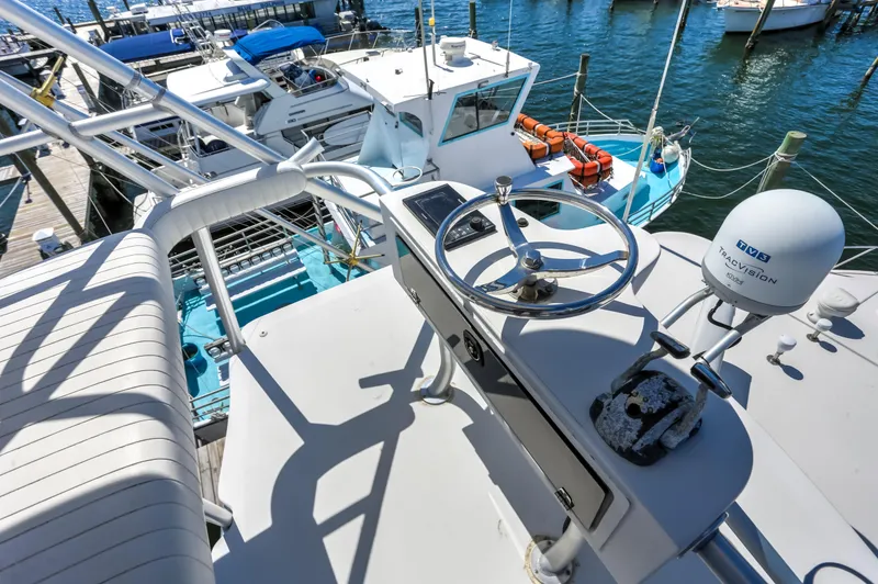 Slide: The Image of Bertram 450 Convertible 2005 - 86