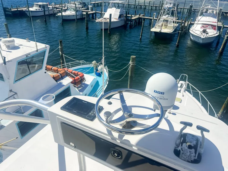 Slide: The Image of Bertram 450 Convertible 2005 - 93