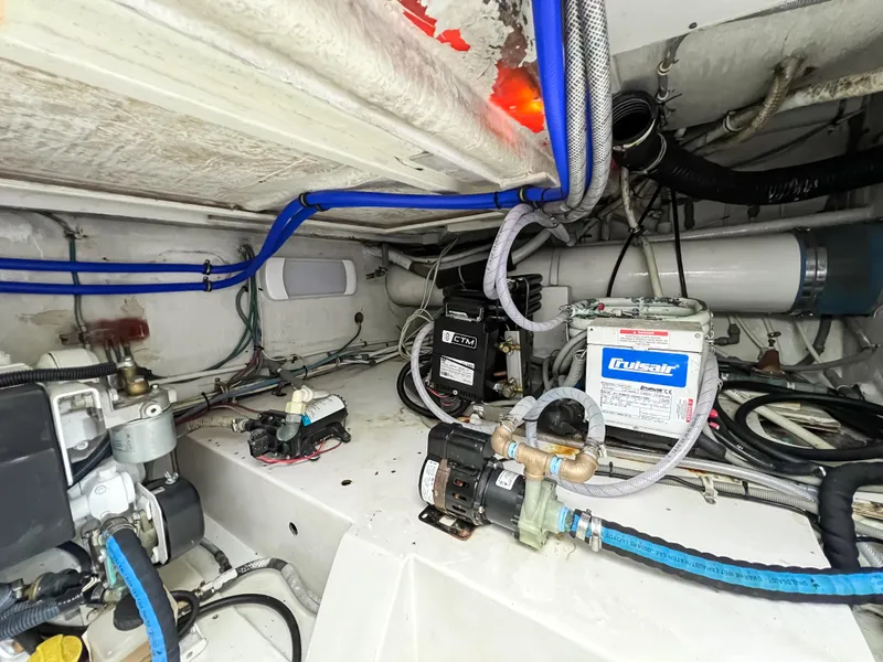 Slide: The Image of Bertram 450 Convertible 2005 - 94