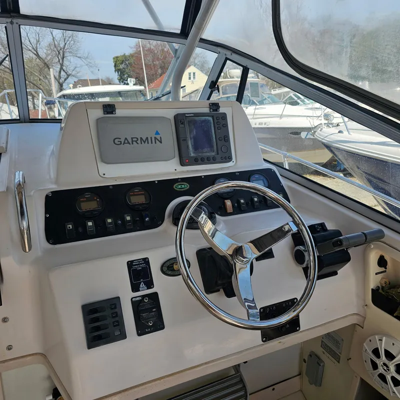 Slide: The Image of Grady-White Marlin 300 2004 - 6