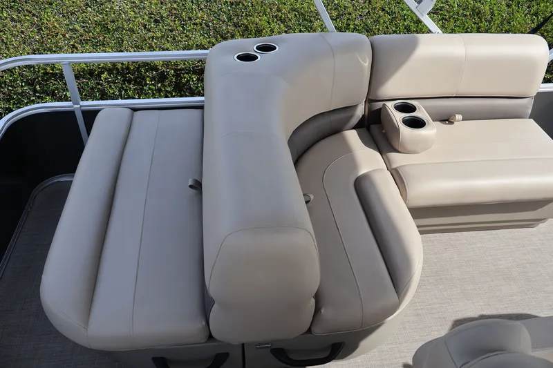 Slide: The Image of 2025 Sun Tracker Party Barge 18 DLX pontoon boat seating with cup holders. - 15