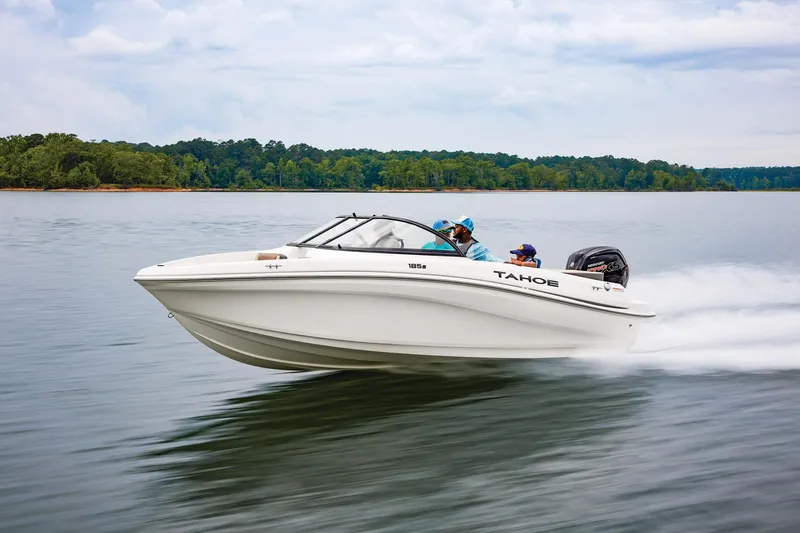 Slide: The Image of Tahoe 185 S 2025 - 82