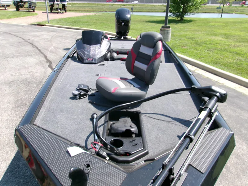 Slide: The Image of 2025 Ranger RT188 boat with seating and fishing equipment on deck. - 3