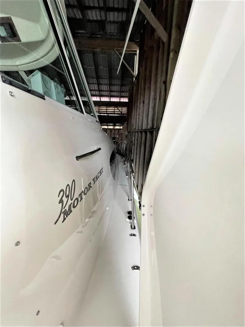 Slide: The Image of GLEAMING GELCOAT!! - 39