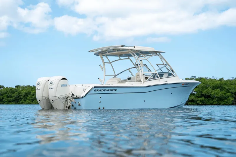 Slide: The Image of Grady-White 270 Freedom 2024 - 15