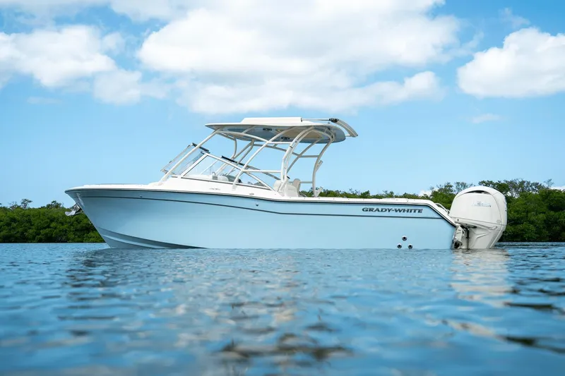 Slide: The Image of Grady-White 270 Freedom 2024 - 24