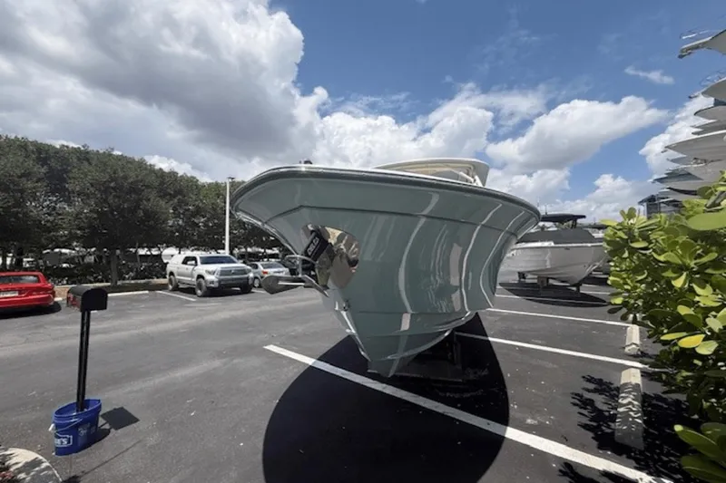 Slide: The Image of Grady-White 270 Freedom 2024 - 50