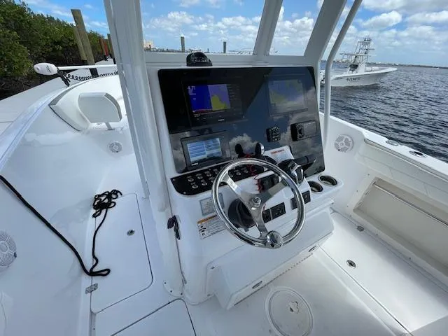 Slide: The Image of Century 2900 Center Console 2022 - 33