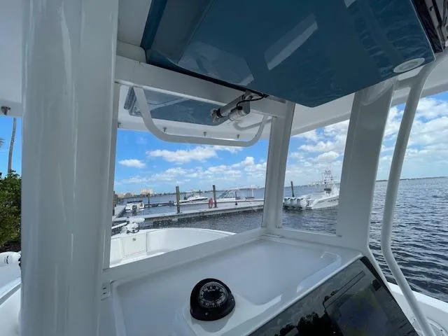 Slide: The Image of Century 2900 Center Console 2022 - 35