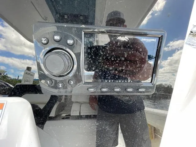 Slide: The Image of Century 2900 Center Console 2022 - 38