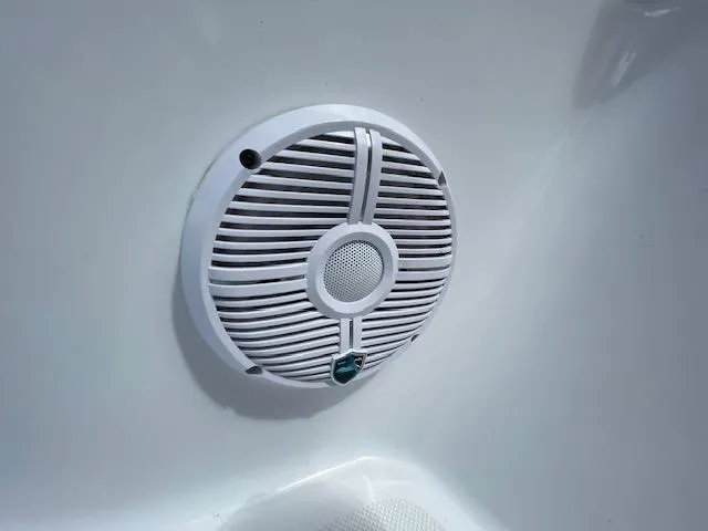 Slide: The Image of Century 2900 Center Console 2022 - 40