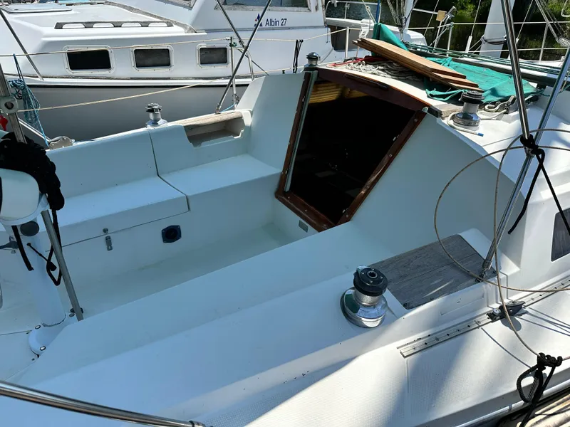 Slide: The Image of Catalina 30 MkII 1992 - 3