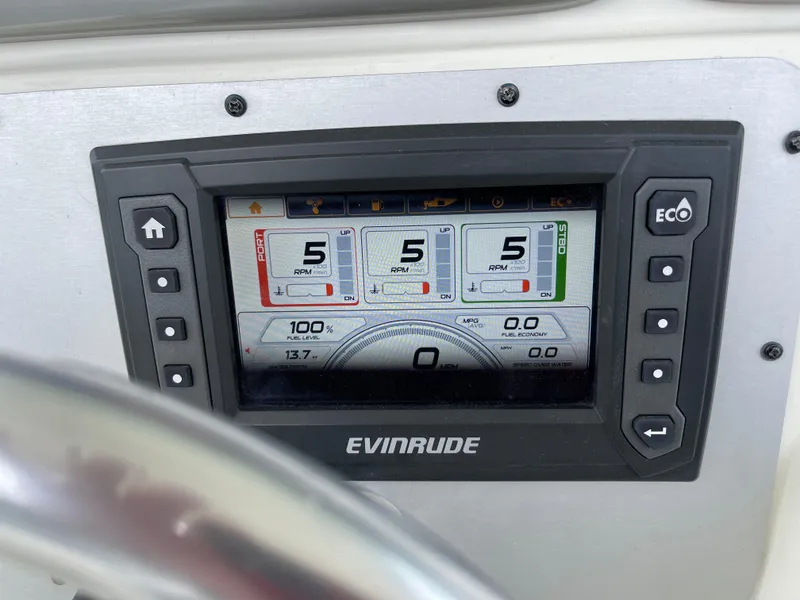 Slide: The Image of Evinrude engine display on 2005 Hydra-Sports 3300 VX boat dashboard. - 6