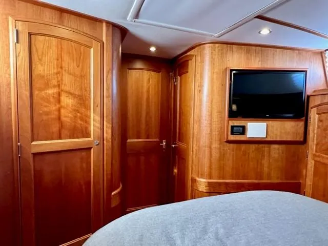 Slide: The Image of Hinckley Yachts Talaria 48 MY MKII 2020 - 27