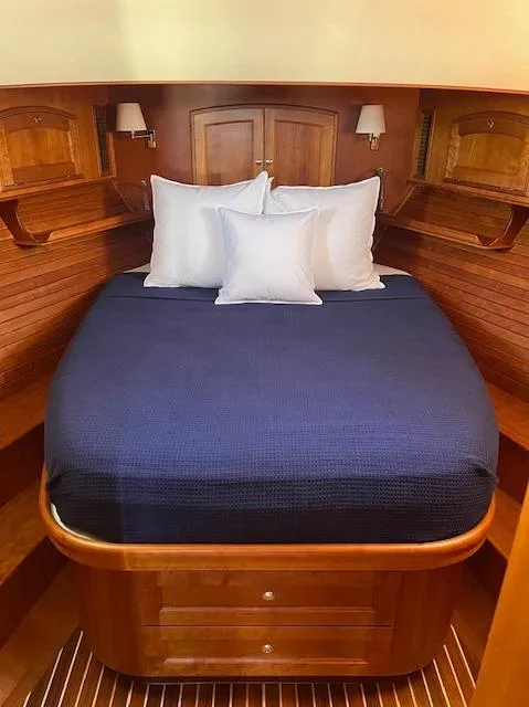 Slide: The Image of Hinckley Yachts Talaria 48 MY MKII 2020 - 28