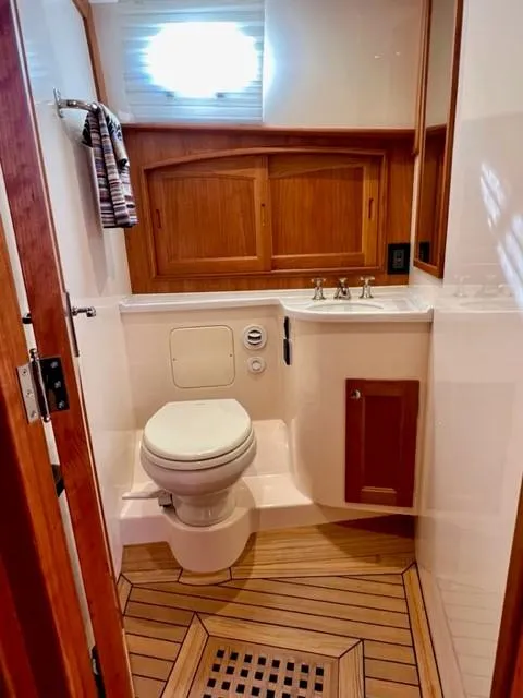 Slide: The Image of Hinckley Yachts Talaria 48 MY MKII 2020 - 31